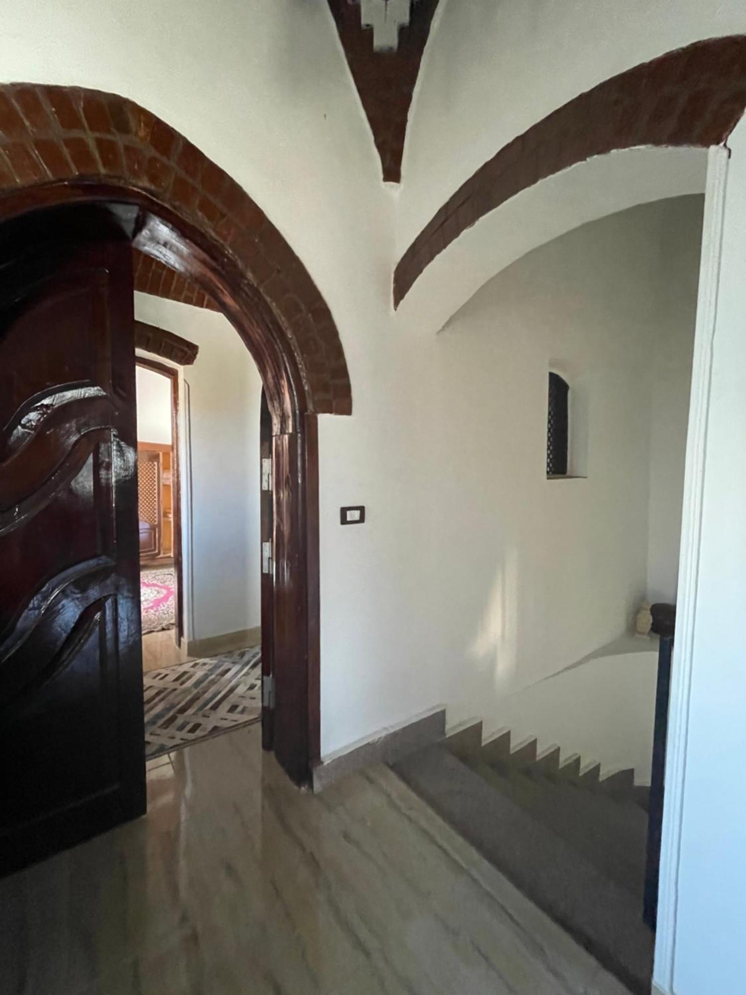 Villa Giulio Luxor Guest House Bagian luar foto