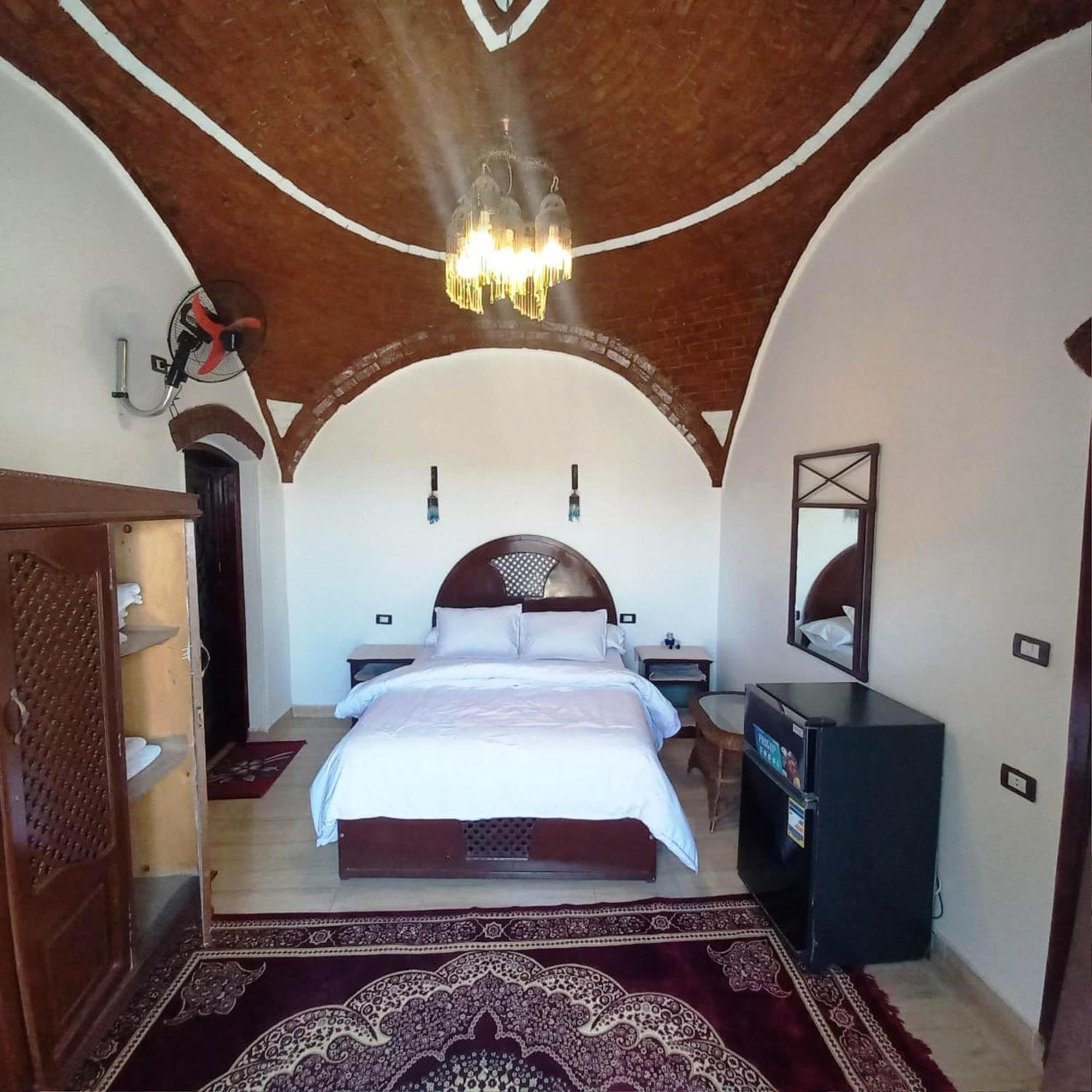Villa Giulio Luxor Guest House Bagian luar foto