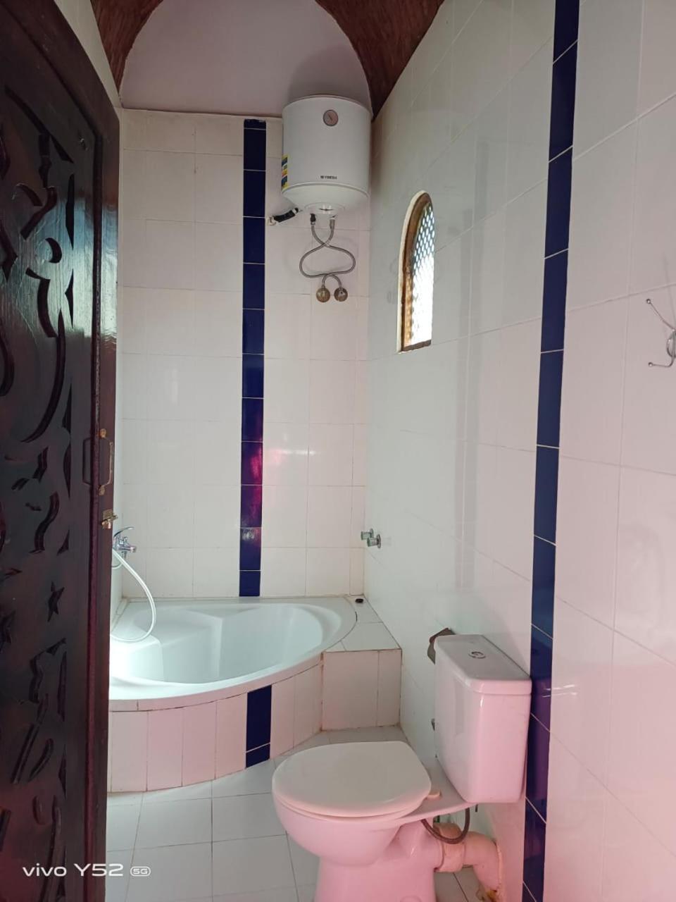 Villa Giulio Luxor Guest House Bagian luar foto