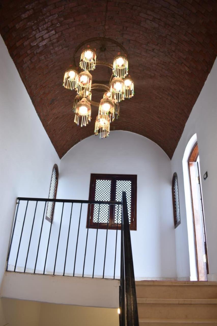 Villa Giulio Luxor Guest House Bagian luar foto
