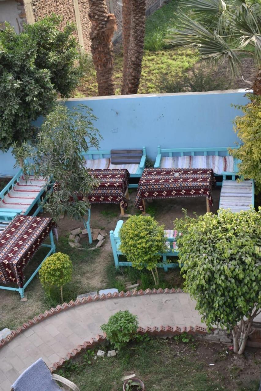 Villa Giulio Luxor Guest House Bagian luar foto